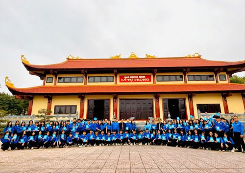 TRƯỜNG THCS KỲ HÀ - HÀNH TRÌNH TRẢI NGHIỆM VỀ ĐỊA CHỈ ĐỎ VÀ LỄ KẾT NẠP ĐOÀN VIÊN CỦA HỌC SINH LỚP 9