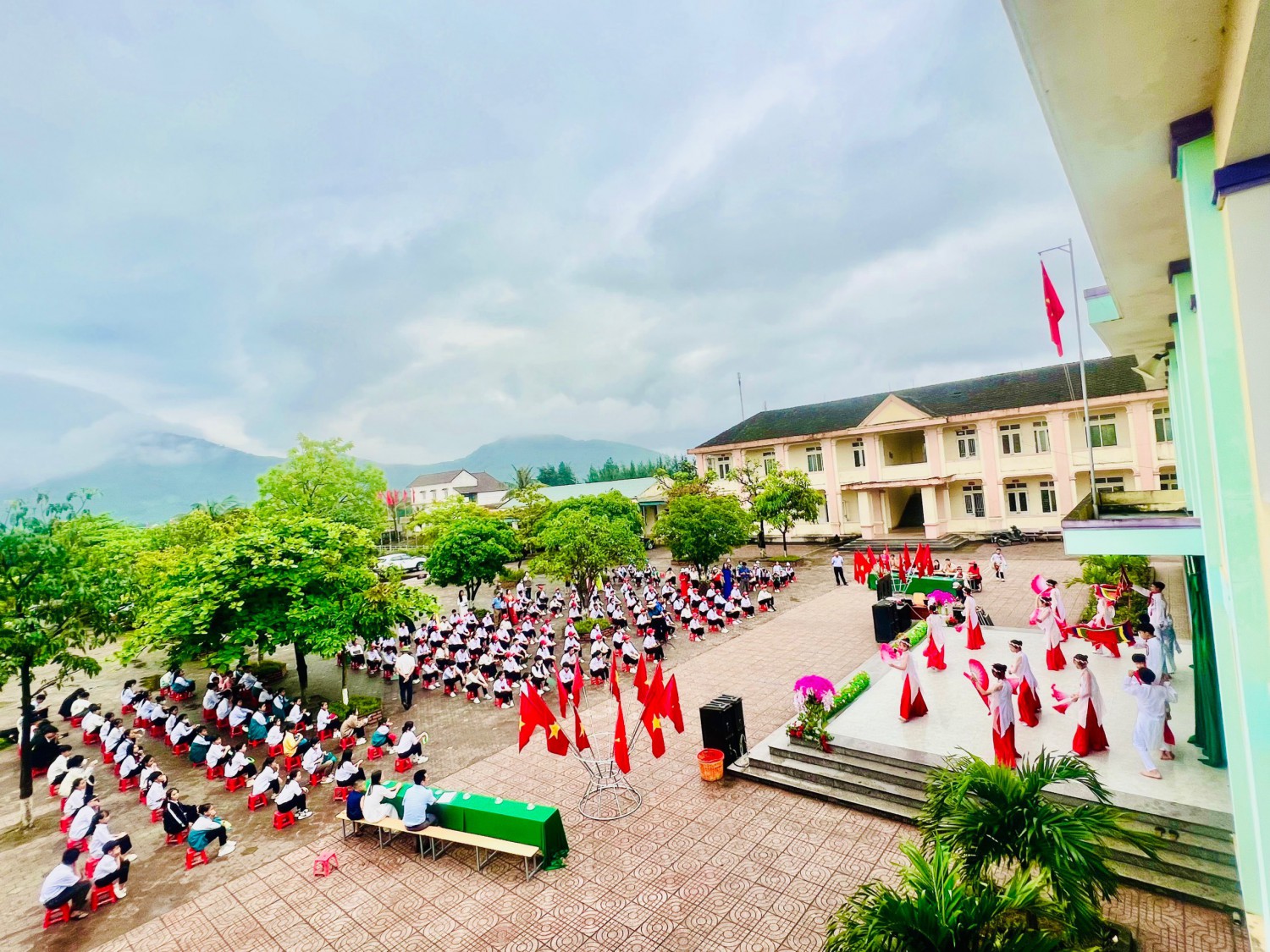 hình ảnh cuộc thi rung chuông vàng