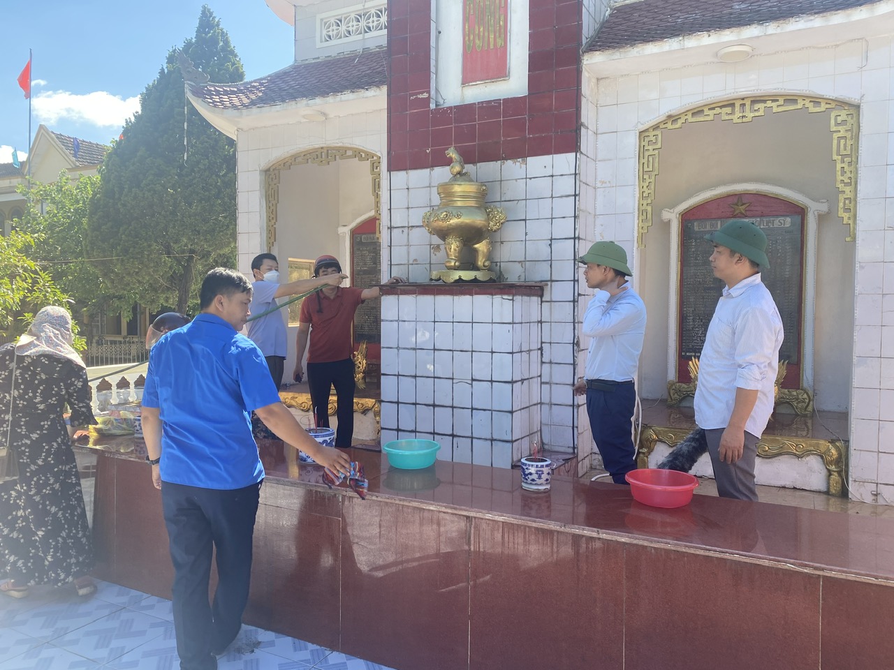 CÁC HOẠT ĐỘNG UỐNG NƯỚC NHỚ NGUỒN NHÂN DỊP 27 THÁNG 7