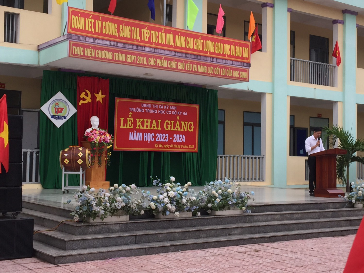 chủ tich đọc thue chủ tịch nước