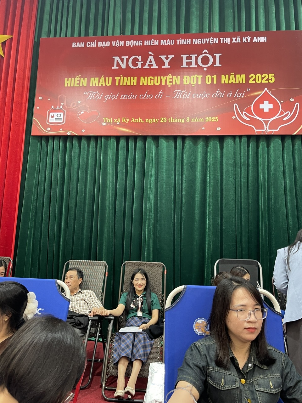 hiến máu nhân đạo