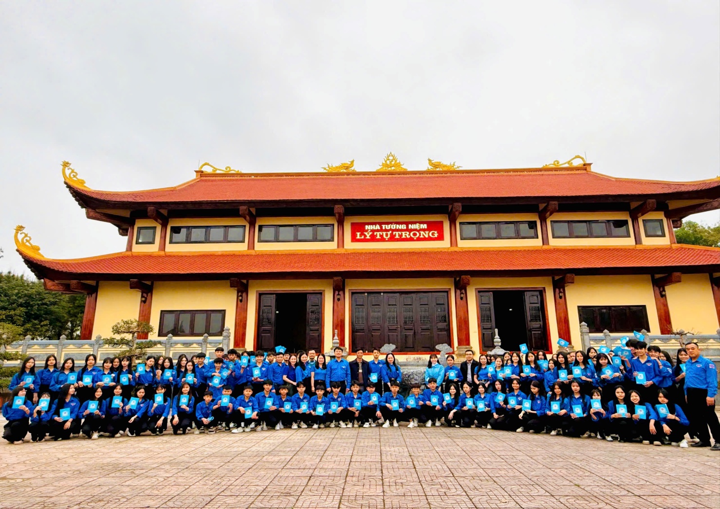 TRƯỜNG THCS KỲ HÀ - HÀNH TRÌNH TRẢI NGHIỆM VỀ ĐỊA CHỈ ĐỎ VÀ LỄ KẾT NẠP ĐOÀN VIÊN CỦA HỌC SINH LỚP 9