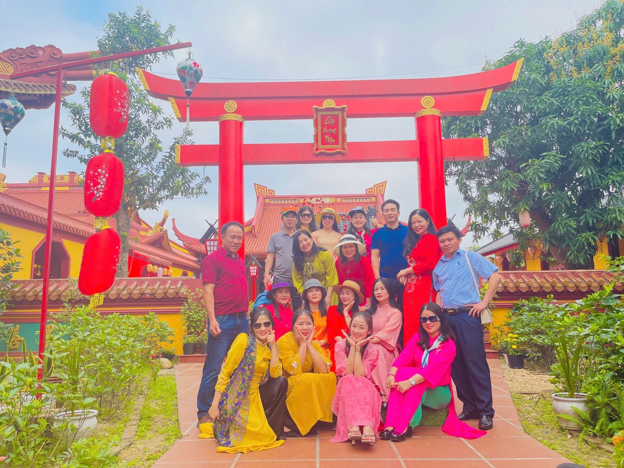 HOẠT ĐỘNG NGÀY 8/3