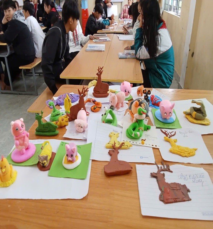 Phòng bộ môn Mĩ thuật trường THCS Kỳ Hà, nơi khơi dậy cảm hứng sáng tạo và phát triển tài năng nghệ thuật của học sinh