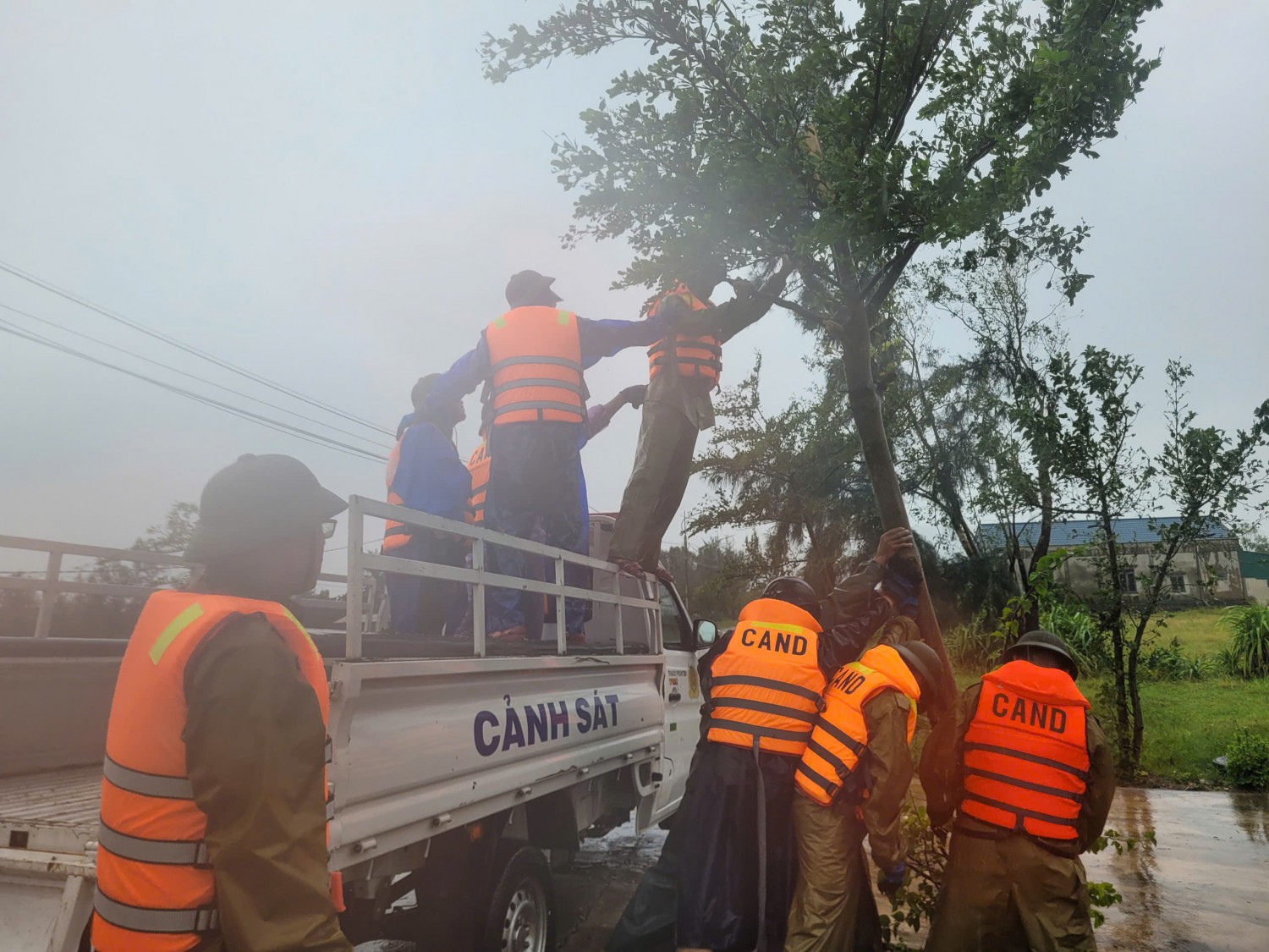 công an phường khắc phục hậu quả bảo số 5